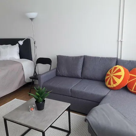 Apartmán Orange Kadetti 1 *